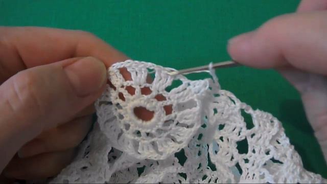 БРЮГГСКОЕ КРУЖЕВО: КРАСИВАЯ САЛФЕТКА. ЧАСТЬ 5
