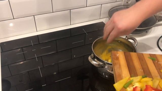 РЕЦЕПТ ОТ TASTY .ФАХИТА .КУРИЦА С МОЛОКОМ! смотреть онлайн