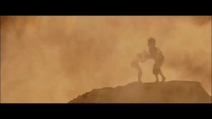 Властилин колец Голлум падает в лаву