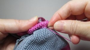 Как пришить ручку к вязаной крючком сумке
