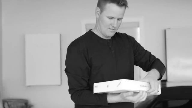 Opening Mystery Apple Amazon Returns! смотреть онлайн