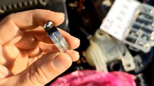 Fiat Grande Punto 1.3 Multijet, change coolant (antifreeze) & cleaning expansion (coolant) tank