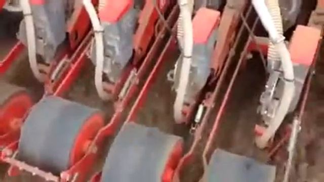 Устройство внесения микрогранул + лентоукладчик на сеялки Gaspardo,Agricola и др
