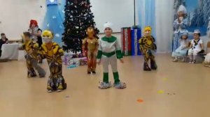 "Танец роботов", средняя группа МБДОУ "Мечта"