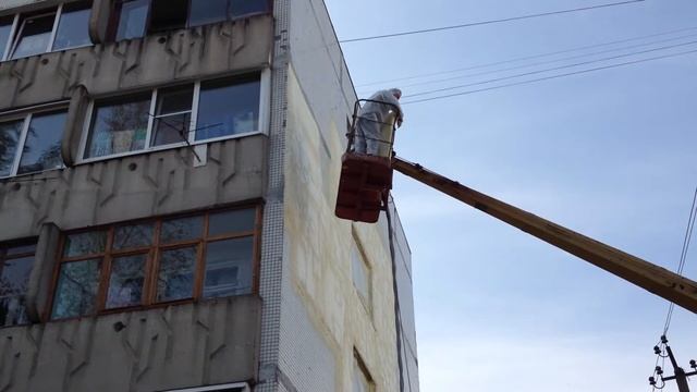 Утепление фасада панельного дома. Низино.