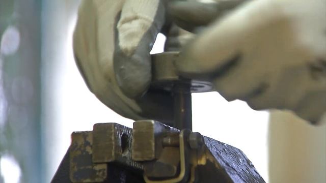 На Надеждинском металлургическом заводе выбрали лучшего слесаря-ремонтника