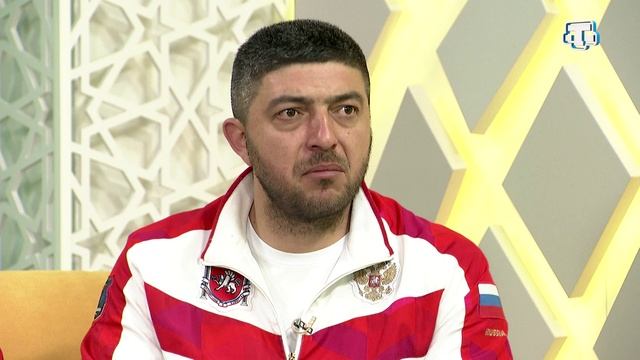 Гости «Мераба, Саба!»:  Тимур Усеинов , Михаил Коновалов, Тимур Бурнашев, Ренат Сейдаметов. Выпуск о