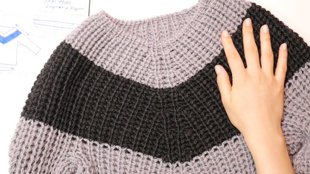 СЕРЫЙ СВИТЕР С полоской. Свитер для начинающих. Часть 1. смотреть онлайн