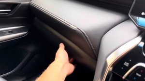 Видео обзор Toyota Harrier, 2020г., пробег 9.000 км.