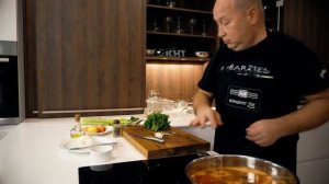 Как готовить соус Эспаньоль ☆ Рецепт от ОЛЕГА БАЖЕНОВА #54 [FOODIES.ACADEMY]