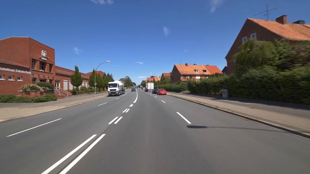 Neumünster, Schleswig-Holstein, Germany: Wasbeker Straße, B430, Roonstraße - 4K Ultra HD Video смотреть онлайн