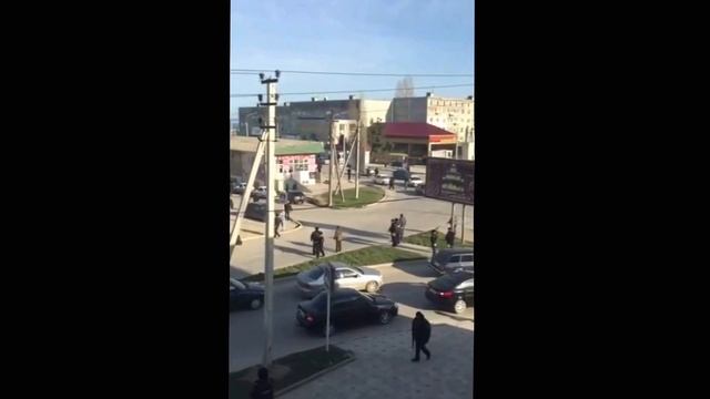Дербент, перед зданием МВД февраль 2016 года смотреть онлайн