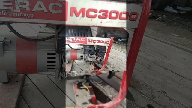 генератор не заводится и двигатель не прокручивается.