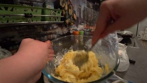 Беру кабачок и яйцо и делаю так! Съедают за 5 минут и просят ещё!