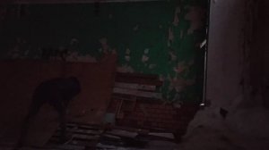 Строим квотер и чистим снег в парке (самодельный скейт парк 3 часть)