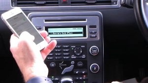 Pairing an iPhone to the bluetooth system in an Volvo XC 70