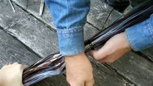 Метла из пластиковых бутылок | изготовление метлы