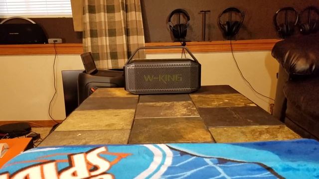 W-King D9-1 Bluetooth Speaker Overview and Sound Demo (Green & Black). Not TWS Compatible with D9. смотреть онлайн