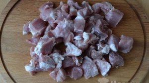 Картошка с мясом в горшочках в духовке