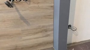 Монтаж ламината на стену