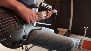 Ibanez Ergodyne EDC 715 Bass quick check