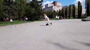 На роликах. Элементы катания на роликах. Трюки на роликах. #roller