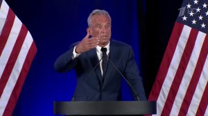 В США Роберта Кеннеди-младшего назвали "позором семьи" и "продавцом кокаина"