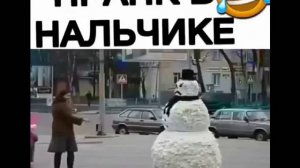 Пранк со снеговиком в Нальчике