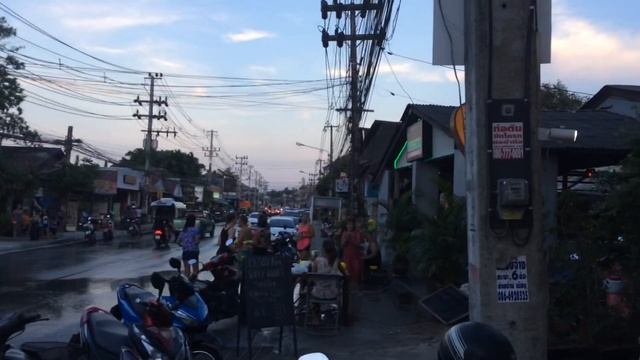 Как празднуют Новый год в Таиланде на острове Самуи смотреть онлайн