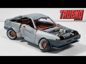 Восстановление разбитой Toyota AE86 trueno из пластилина