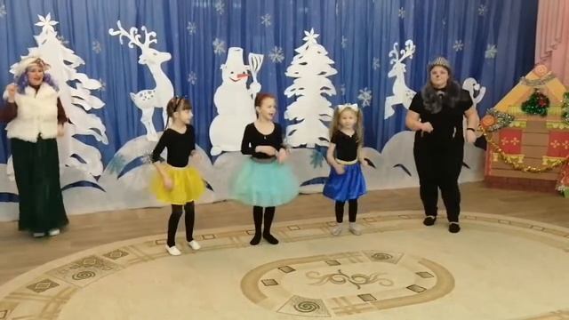 Танец кошек на новогоднем празднике в детском саду смотреть онлайн