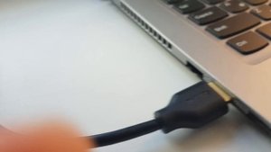 Как подключить ноутбук к телевизору