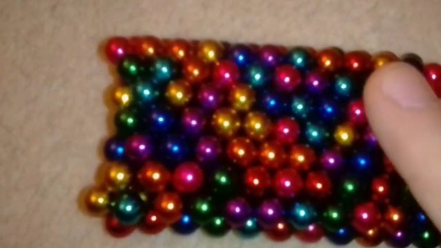 Подушка из магнитных шариков. смотреть онлайн