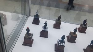 300 Лет российской полиции, балтийская коллекция солдатиков выставка различных сувенирных статуэток
