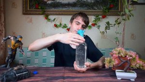 Насадка на бутылку для полива комнатных растений ?