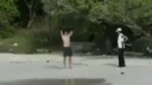 oldnew video of Rob in Antigua exercising Feb 2018 sorry for bad quality 