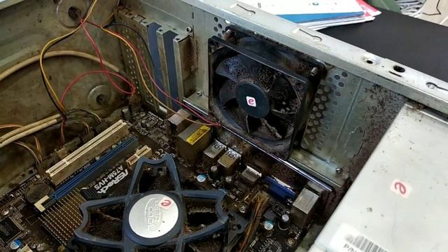 Системный блок курящего человека смотреть онлайн