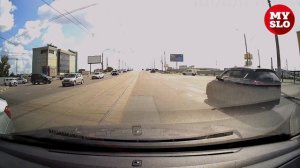 «Накажи автохама»: водитель не знает, что такое трамвайные пути встречного направления