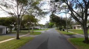 Форт-Лодердейл - город контрастов- от дворцов и суперяхт до индейской резервации и рынка из 90-х.