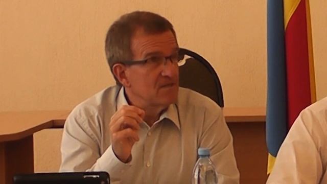 Совещание по вопросу нормализации водоснабжения и водоотведения в г. Зернограде смотреть онлайн