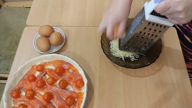 Киш с красной рыбой - заливной пирог с форелью