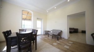 Квартира посуточно Одесса: Видеообзор просторной квартиры с двориком недалеко от моря