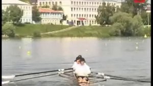 Соревнования по академической гребле.
