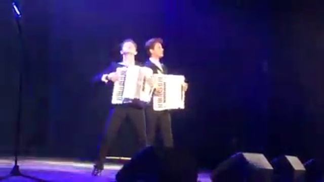 Братья Бондаренко смотреть онлайн