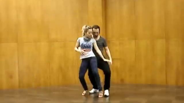 Workshop Bachata Sensual - Korke & Judith смотреть онлайн