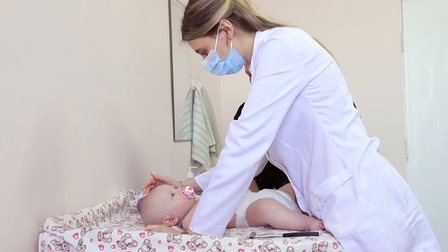 Осмотр у детского невролога / Здравствуйте смотреть онлайн