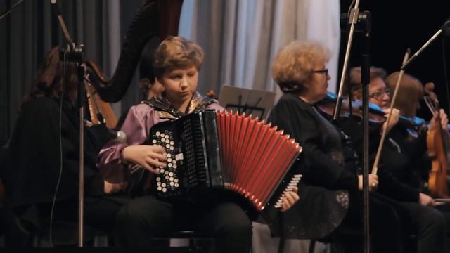 Вальс "Домино". Исполняет Михаил Алейников смотреть онлайн