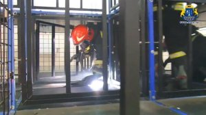 МЧС. Учения в теплодымокамере