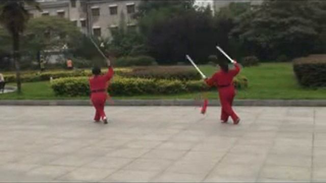 Шуан цзянь (Парные мечи Цзянь с длинной кистью).flv смотреть онлайн