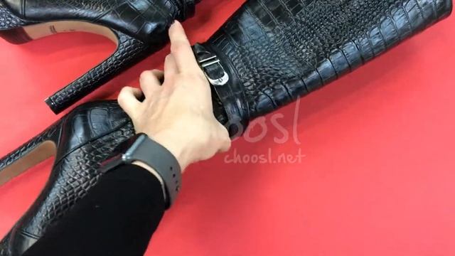 Сапоги на каблуке принт крокодил черного цвета Choosl смотреть онлайн